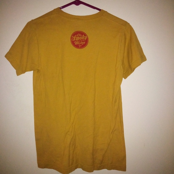 Ole Smoky Tennessee Whiskey Bear Wrassle You For The Last Shot Shirt Small - Picture 2 of 2